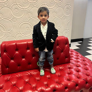 Meet your Posher, Ashuki